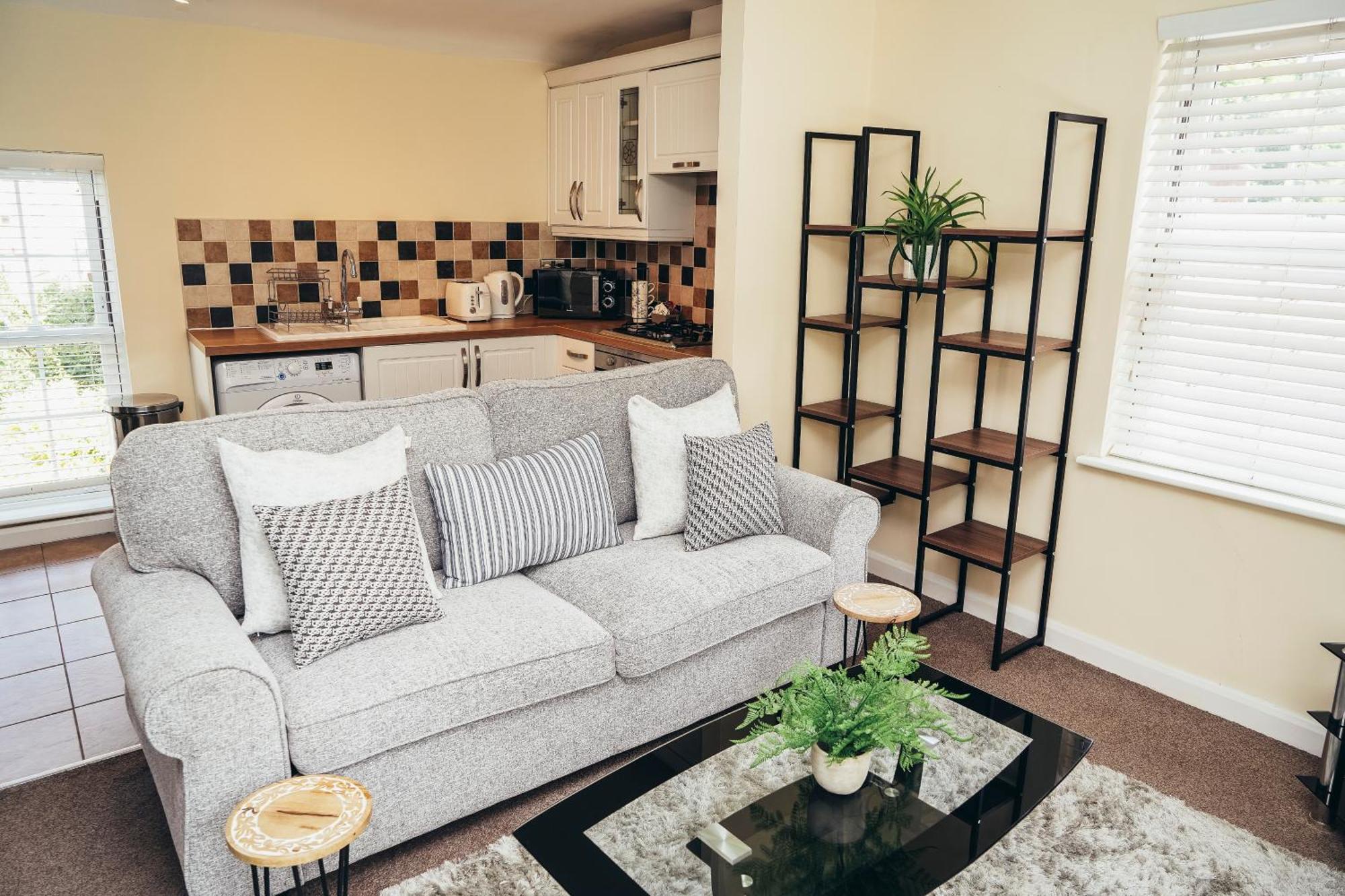 Barroon Castle Apartments, Near Airport, Free Parking, By Derbnb Castle Donington Exterior photo